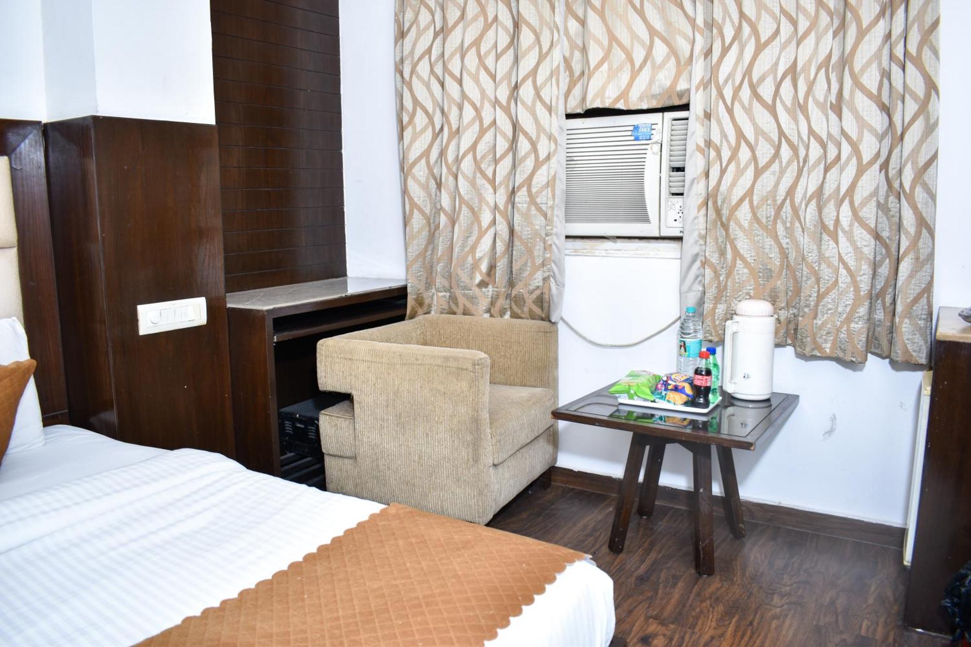 Hotel Chanchal Continental - 02 Mins From New Delhi Railway Station Extérieur photo