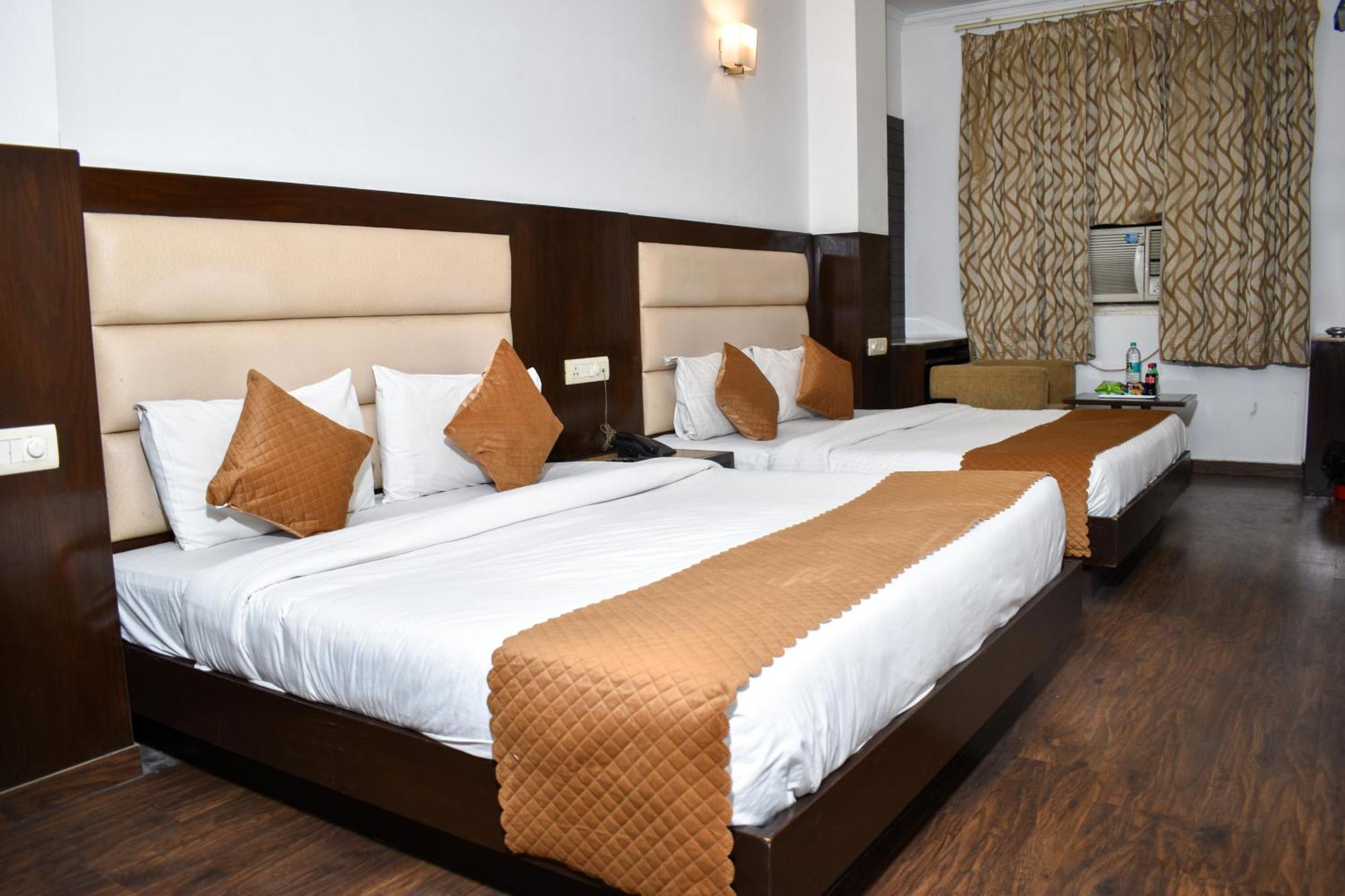 Hotel Chanchal Continental - 02 Mins From New Delhi Railway Station Extérieur photo