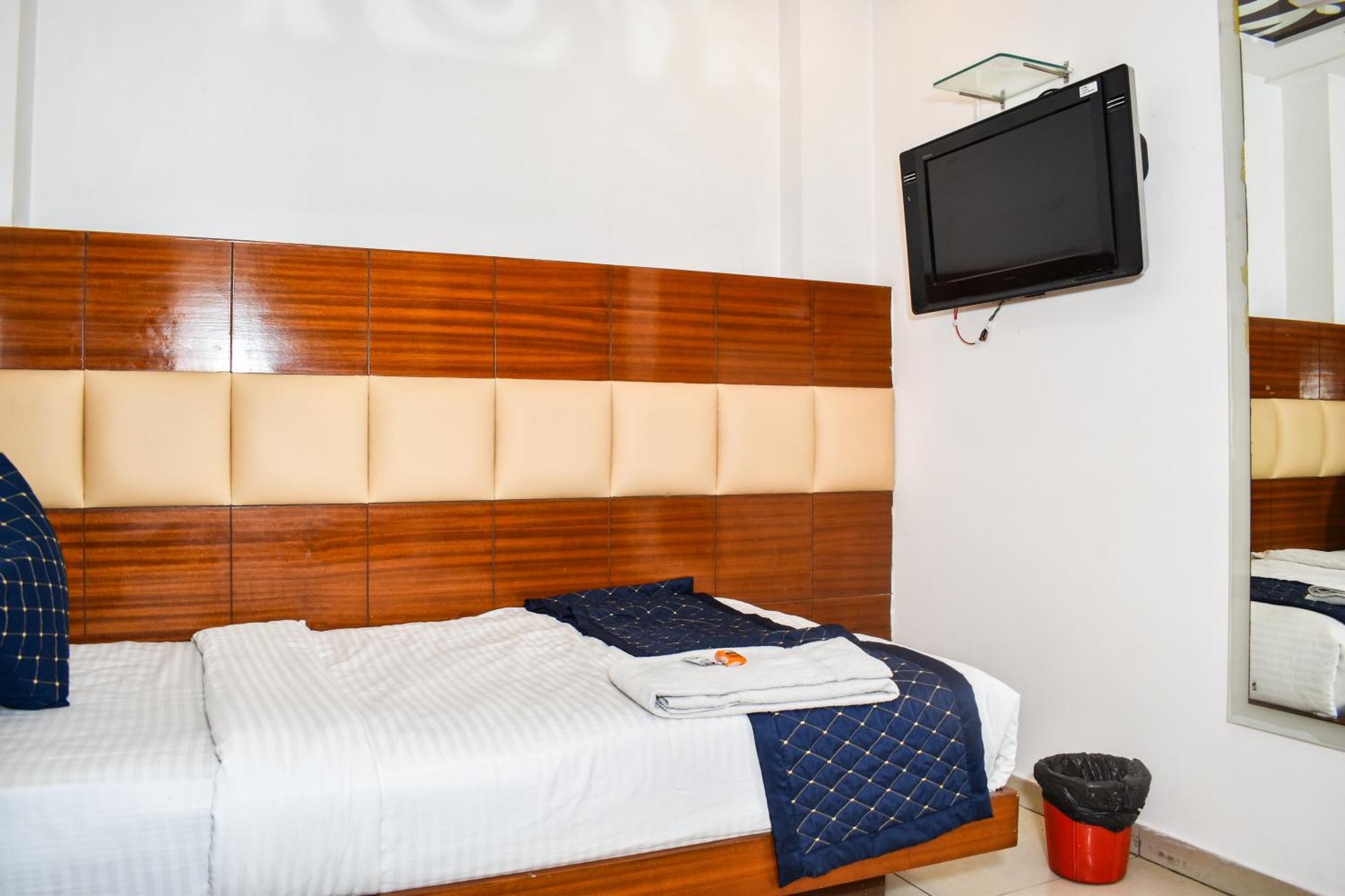 Hotel Chanchal Continental - 02 Mins From New Delhi Railway Station Extérieur photo