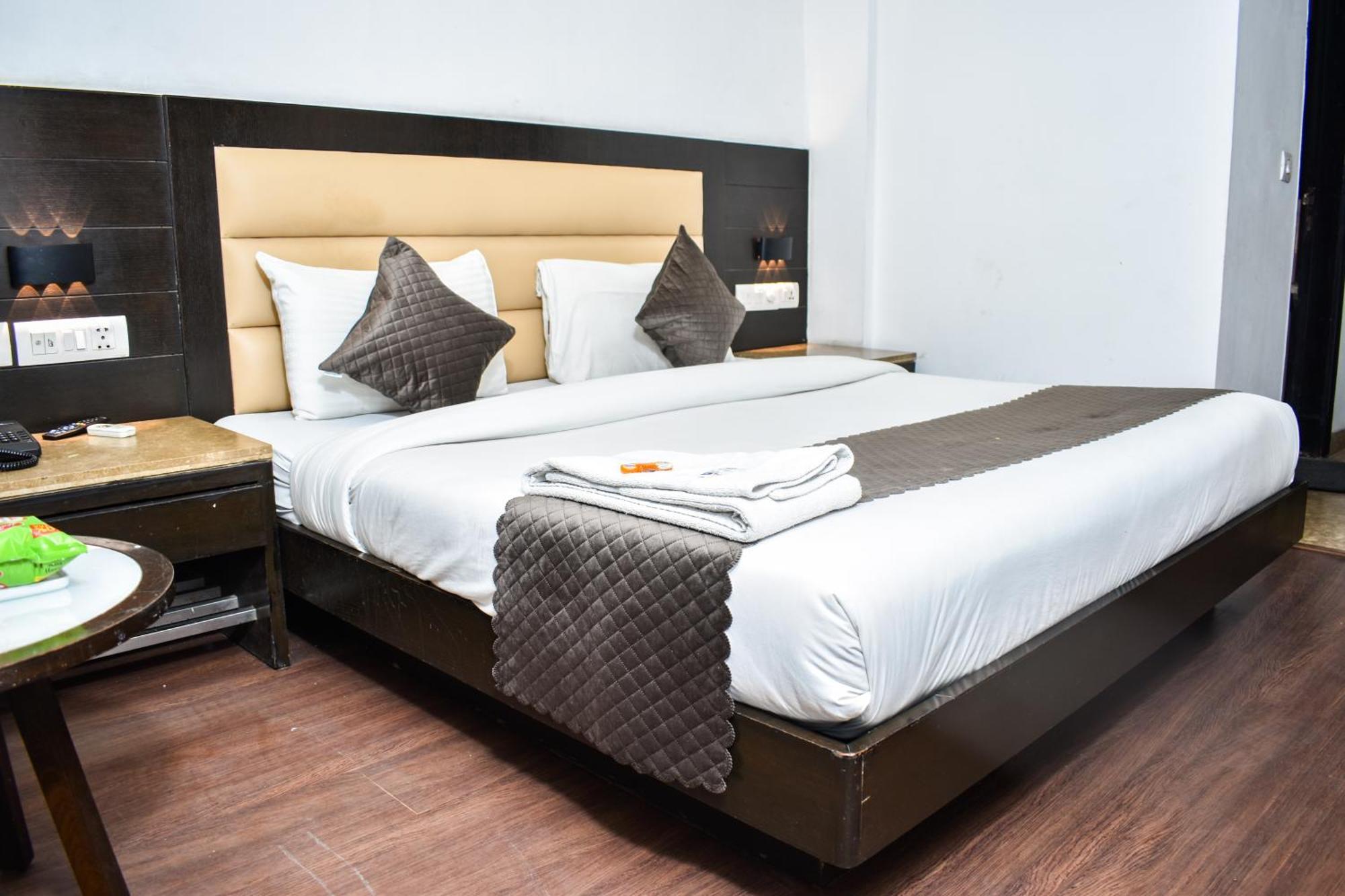 Hotel Chanchal Continental - 02 Mins From New Delhi Railway Station Extérieur photo